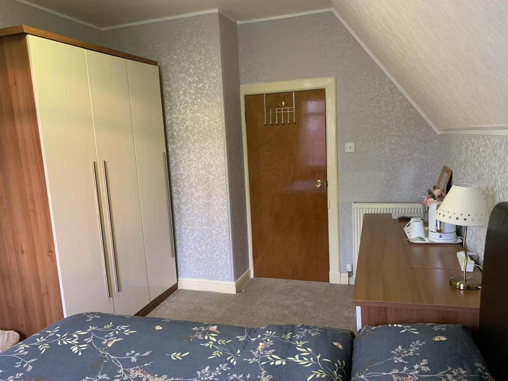Hillhouse Hotel Edinburgh Bagian luar foto