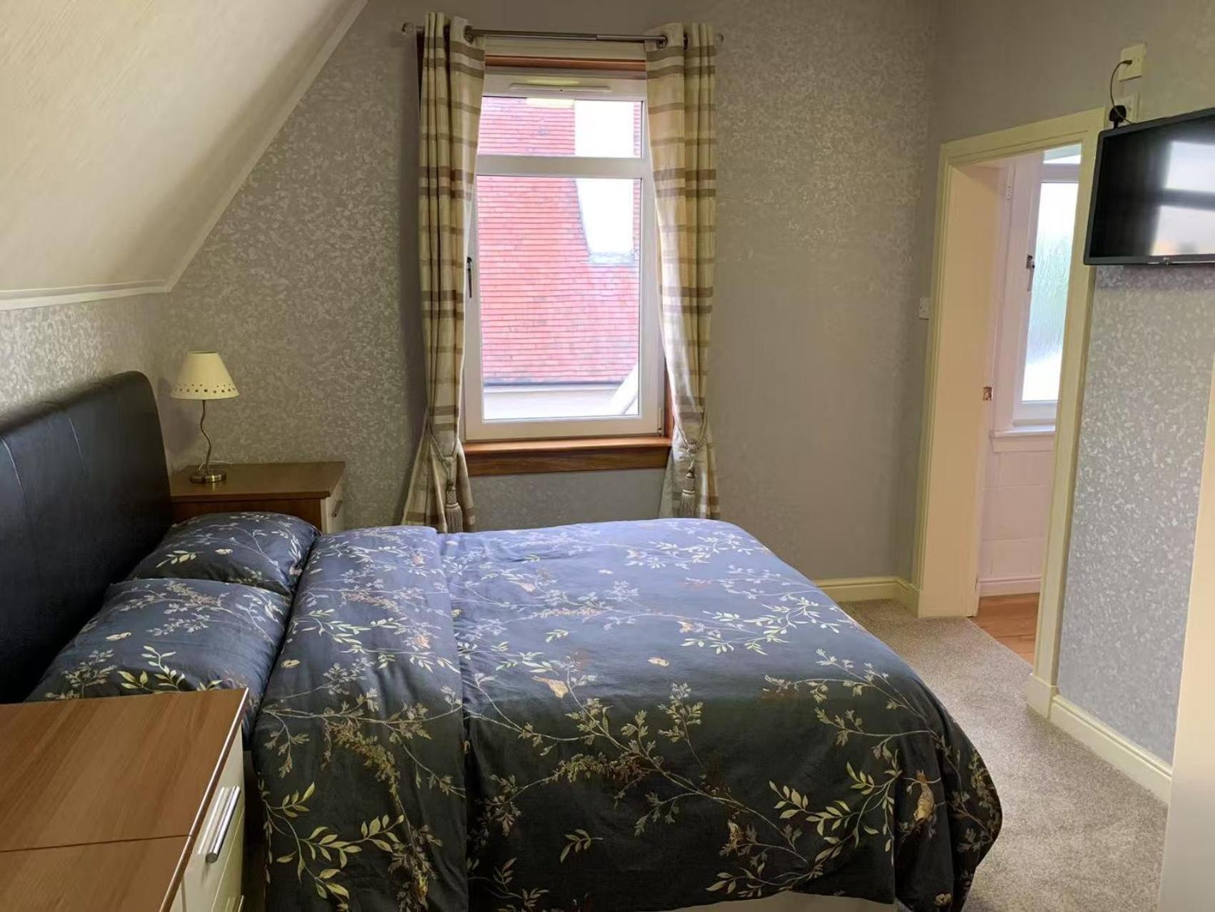 Hillhouse Hotel Edinburgh Bagian luar foto